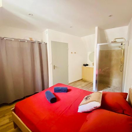 Les Appartements Du Vieux Poussan Kültér fotó