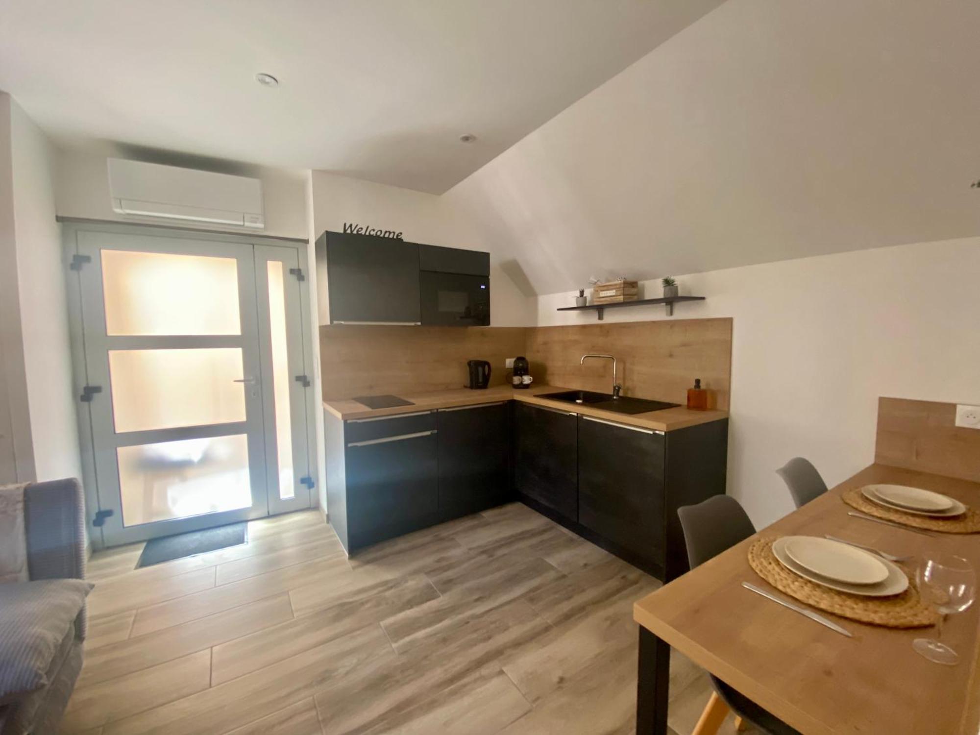 Les Appartements Du Vieux Poussan Kültér fotó